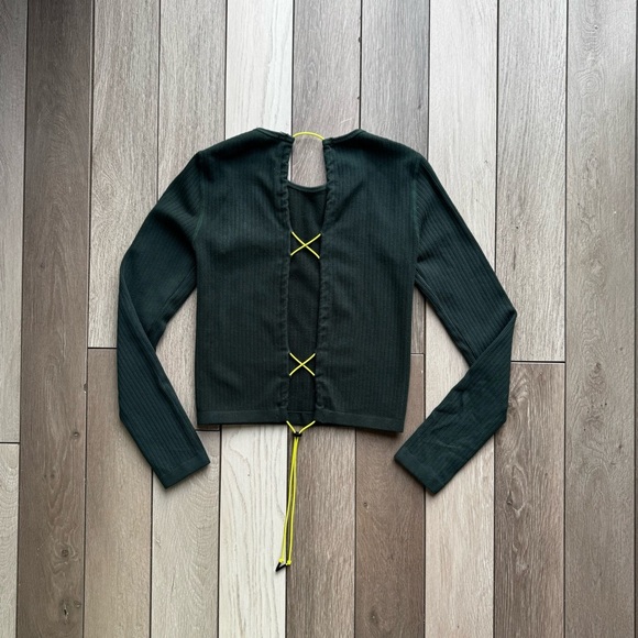 Zara Dark Green Long Sleeve Women's Crop Top | Size: Medium - Picture 5 of 5